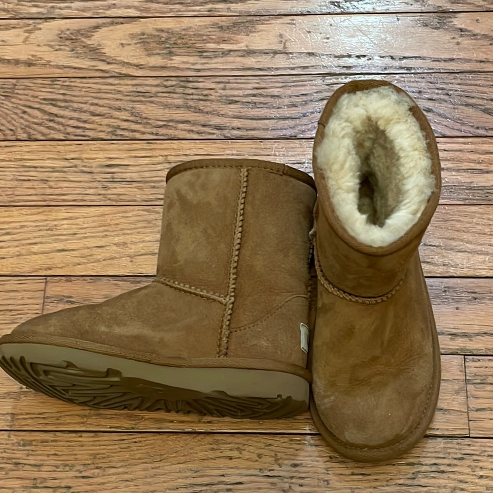 Brown UGG boots. Size 11. Gently worn. Almost new